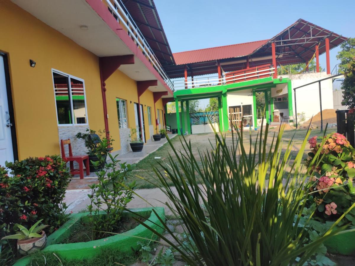 Hotel Hospedaje Barrancas Cosoleacaque Zewnętrze zdjęcie